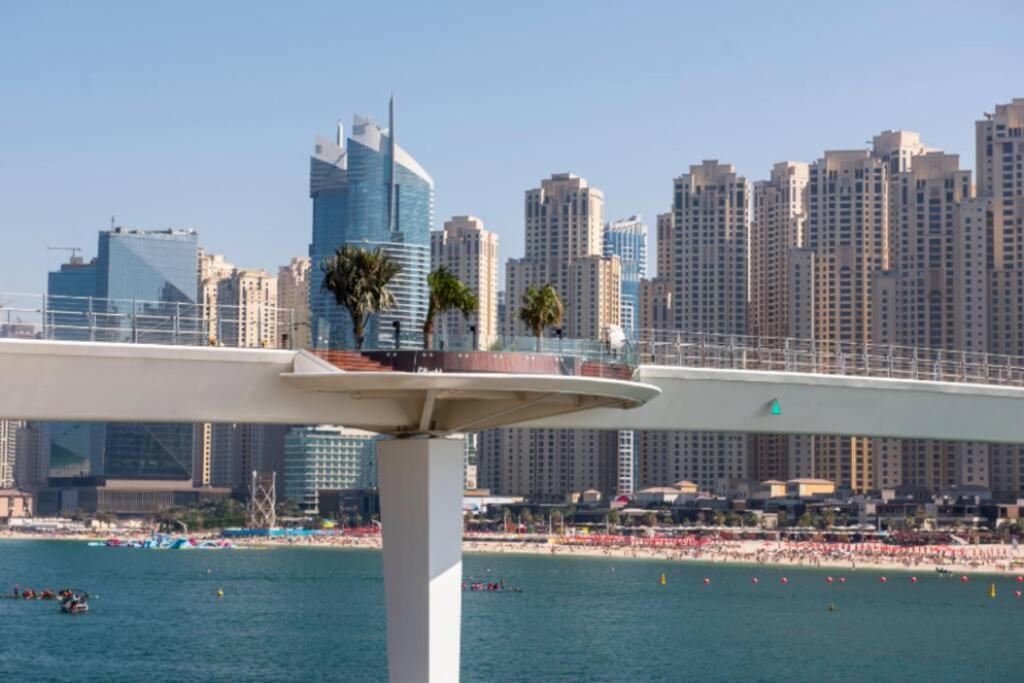 La Buena Vida Holiday Homes - Beach Front Very Spacious, Luxe And Modern 3 Bedroom With Full Kitchen In Jbr , 3 Min To The Jbr Beach Dubai Marina And Tram Station Exteriér fotografie