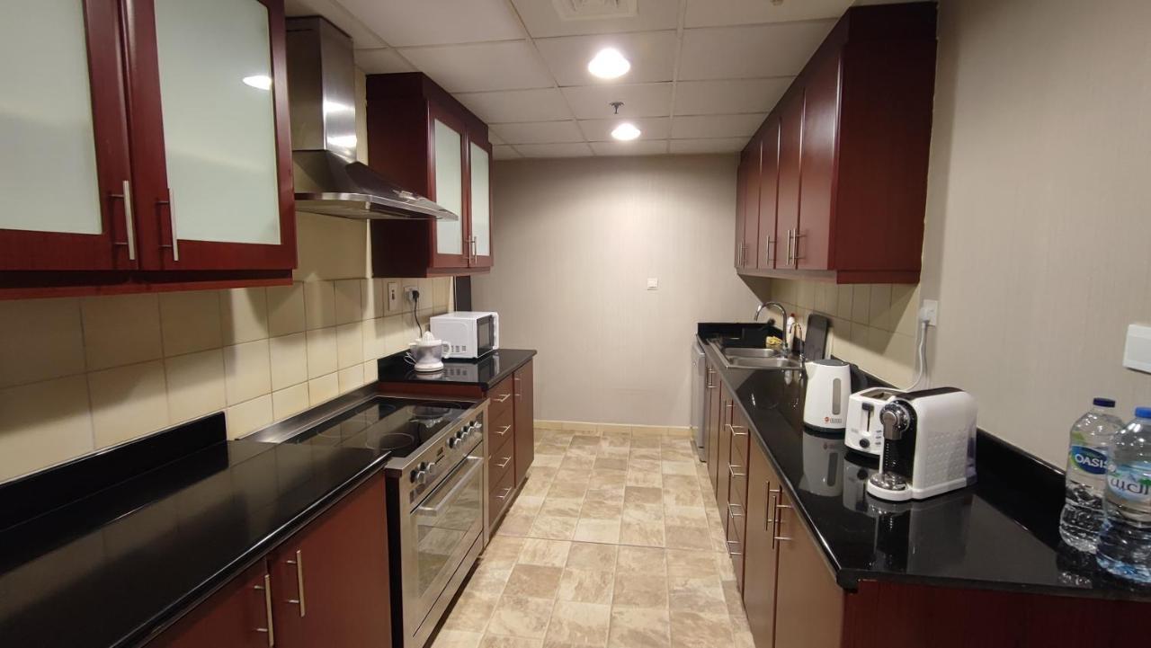 La Buena Vida Holiday Homes - Beach Front Very Spacious, Luxe And Modern 3 Bedroom With Full Kitchen In Jbr , 3 Min To The Jbr Beach Dubai Marina And Tram Station Exteriér fotografie